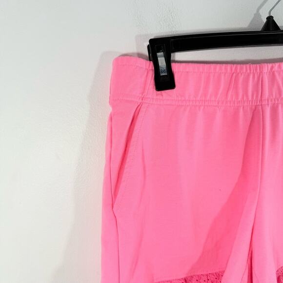 Lilly Pulitzer Skylar Pink Ruffle Eyelet Pull On Stretch Waist Shorts Small - Picture 5 of 8